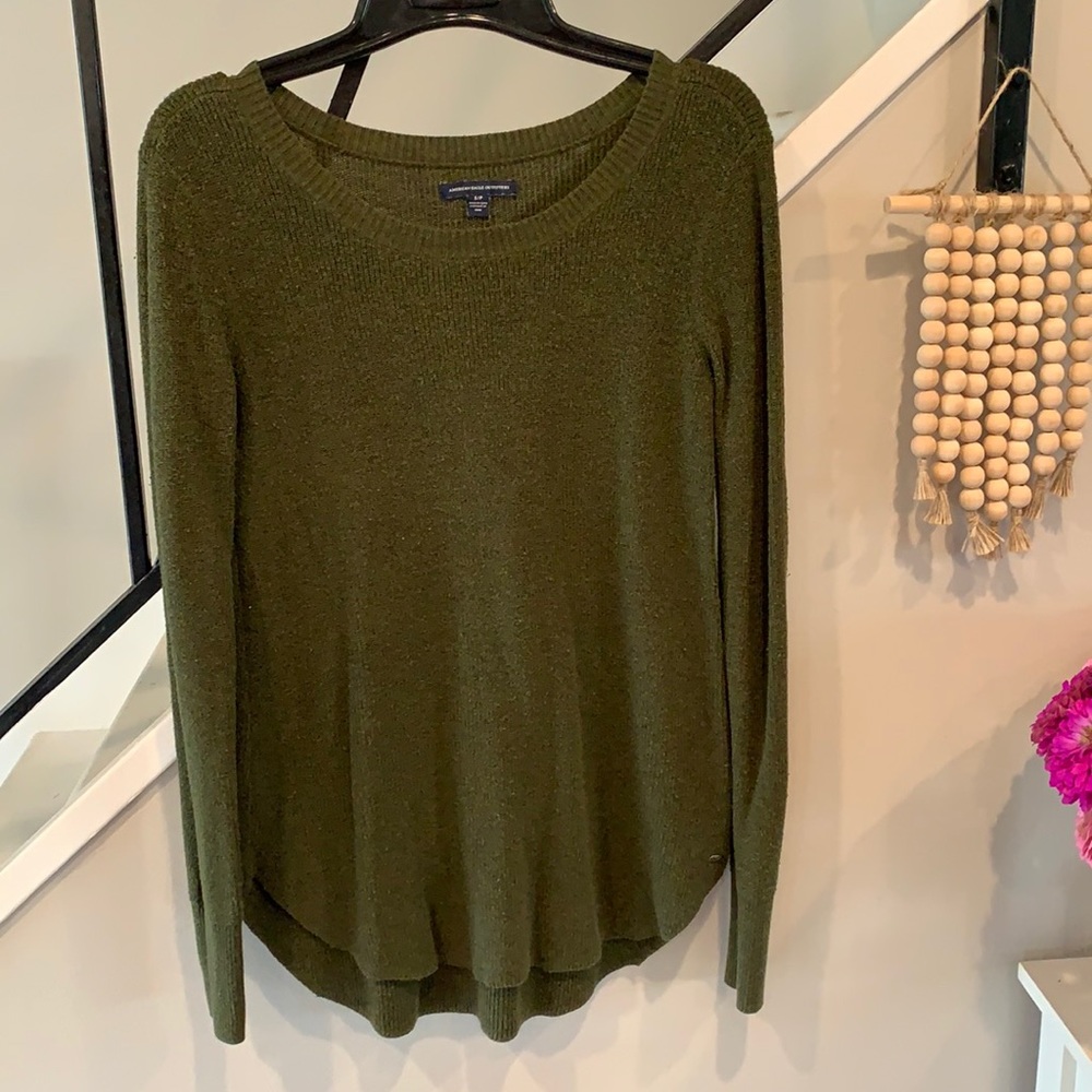 American eagle outfitters- light sweater